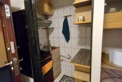 Garsonieră semidecomandată în Jiului - 6