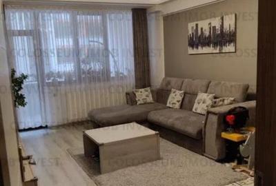 Apartament cu 3 camere, decomandat - zona Tractorul - 13