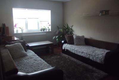 Apartament 3 camere de închiriat - 1