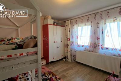 CASA SINGUR CURTE - VALEA CU FLORI 6 - 13