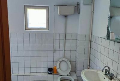 Casă cu 5 camere și teren de 1.200 mp - 12
