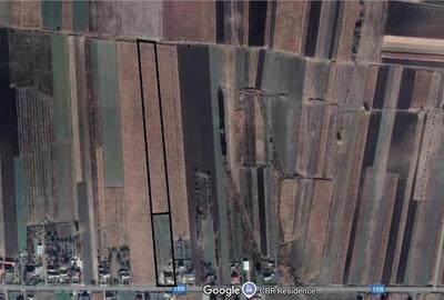 Casă individuală cu 11 camere cu Teren 7260 Mp în Exterior Est - 7