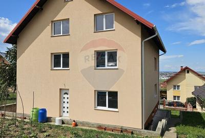 Casă individuală cu 12 camere cu Canalizare în Sfântu Ilie - 12