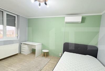 Casa de vanzare 239 mp, teren 5,6 ari, jude?ul Satu Mare - 5