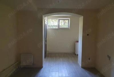 Spațiu comercial, de 80 mp, în Ultracentral