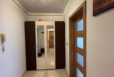 Apartament cu 2 camere în Cetate