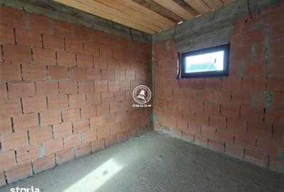 Casă cu 5 camere cu Teren 800 Mp în Rediu - 3