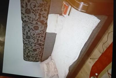 Apartament cu 2 camere semidecomandat în Berceni - 1