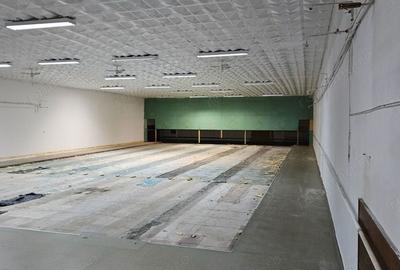 Spațiu comercial, de 750 mp, în Central - 7