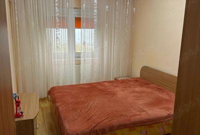Apartament cu 3 camere decomandat în Crângași - 2