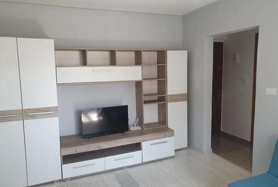 Garsonieră decomandată în Central - 7