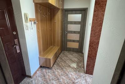 Apartament cu 3 camere semidecomandat în Moșilor - 1