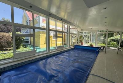 Vila cu piscina interioara, mobilata, langa British School - 2