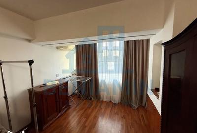 Apartament cu 3 camere decomandat în Central - 9