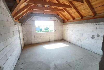 Casa la ro?u 182 mp utili 4 dormitoare + teren 438 mp, zona Orizont - 1