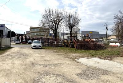 Spațiu comercial, de 648 mp, în Central - 4