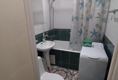 Garsonieră decomandată în Lipovei