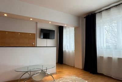 Apartament cu 3 camere decomandat în Central - 4