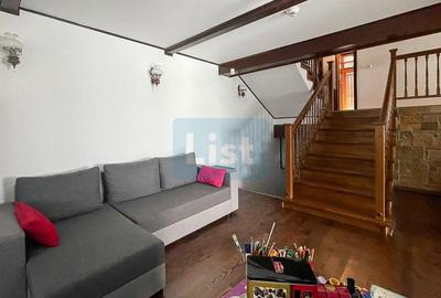 Casă cu 5 camere cu Garaj în Văliug - 12