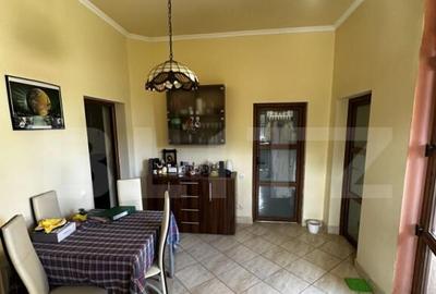 Casa de vanzare, cu 4 camere, 120 mp, Zona Piata Mare - 17