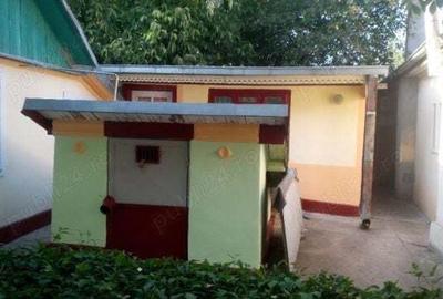 Casa de vanzare cu teren - 1