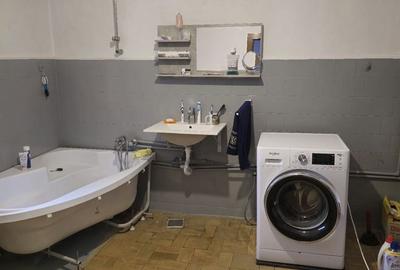 Casă cu 5 camere cu Teren 768 Mp în Central - 1