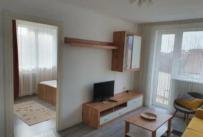 Inchiriez apartament 2 camere - 5