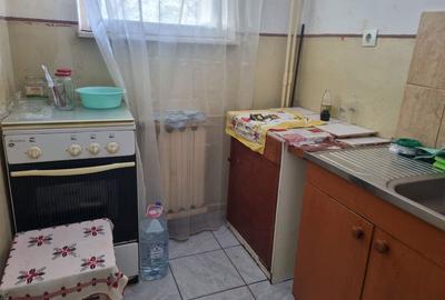 Garsonieră decomandată în Decebal - 4