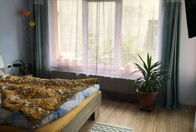 Casă cu 6 camere cu Teren 284 Mp în Poiana - 10