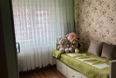 Apartament cu 4 camere decomandat, mobilat în Soarelui - 3