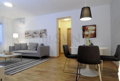 Apartament cu 3 camere semidecomandat, mobilat în Pipera