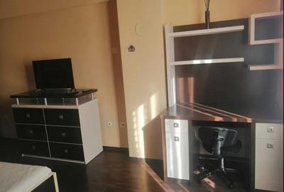 Proprietar inchiriez apartament 2 camere - Bloc Vega - Strada Tecuci - 8