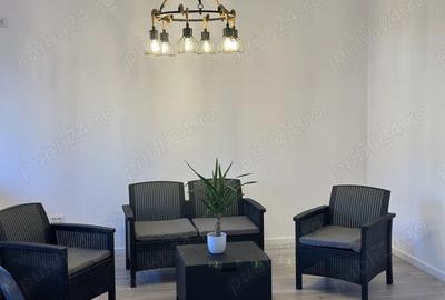 Apartament cu 3 camere decomandat în Central - 1