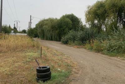 Teren de 400 mp, în Vărsătura - 1