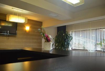 Sinaia-De vanzare pensiune cu 18 camere functionala - 17