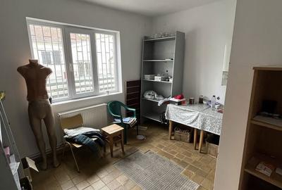 Spațiu comercial, de 73 mp, în Șelimbăr