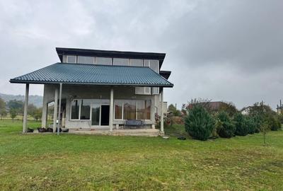 Casa semifinisata cu teren generos - 377 mp utili, 5754 mp teren - ideala pentru - 3