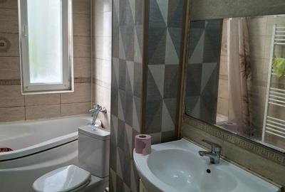 Apartament cu 3 camere decomandat, mobilat în Central - 2