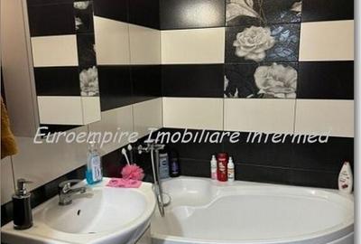 Apartament 2 camere bloc nou KM 5 - 5