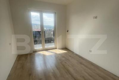 Apartament de vanzare, cu 3 camere, balcon mare, panorama s - 3