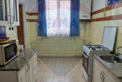 Apartament cu 4 camere de vanzare in zona Ozana - 1