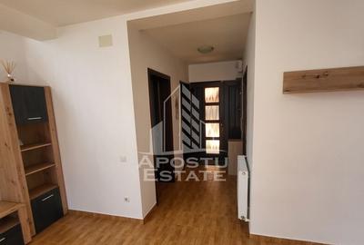 Casă cu 4 camere cu Teren 350 Mp în Dumbrăvița