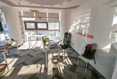 Pallazo Italia, Universitate, 556 - 1233 mp  0% comision! - 4