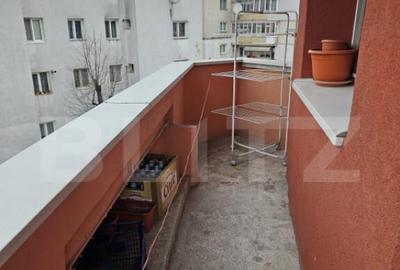 Apartament 3 camere, 70 mp, 2 bai, etaj 3 - Zona excelenta, - 6