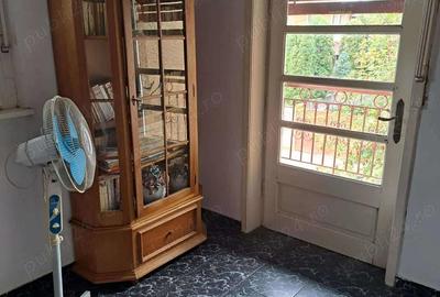 Casă cu 5 camere în 14 Mai - 13