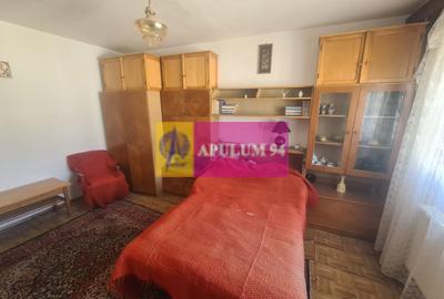 Garsonieră decomandată în Central - 2