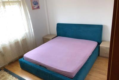 Apartament cu 3 camere semidecomandat în Central - 2