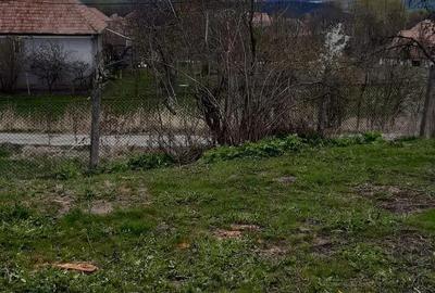 Teren de 1153 mp, în Aiton