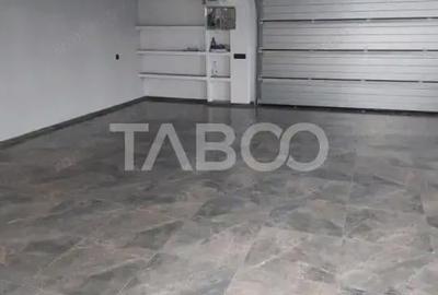 Casă cu 4 camere cu Teren 490 Mp în Central - 1