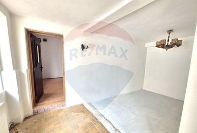 Casă cu 3 camere cu Teren 118 Mp în 13 Septembrie - 9